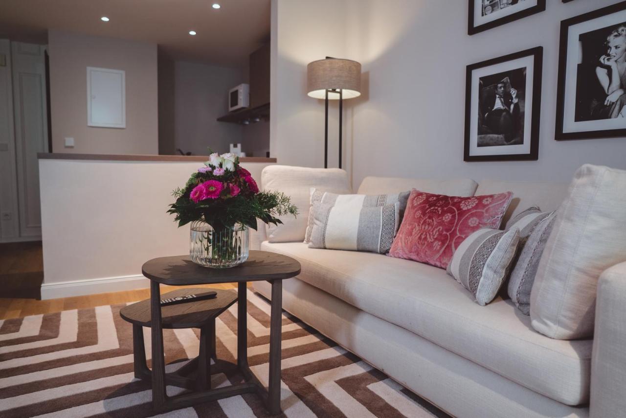 מרבורג Vila Vita Rosenpark מראה חיצוני תמונה A living room in a serviced apartment in London